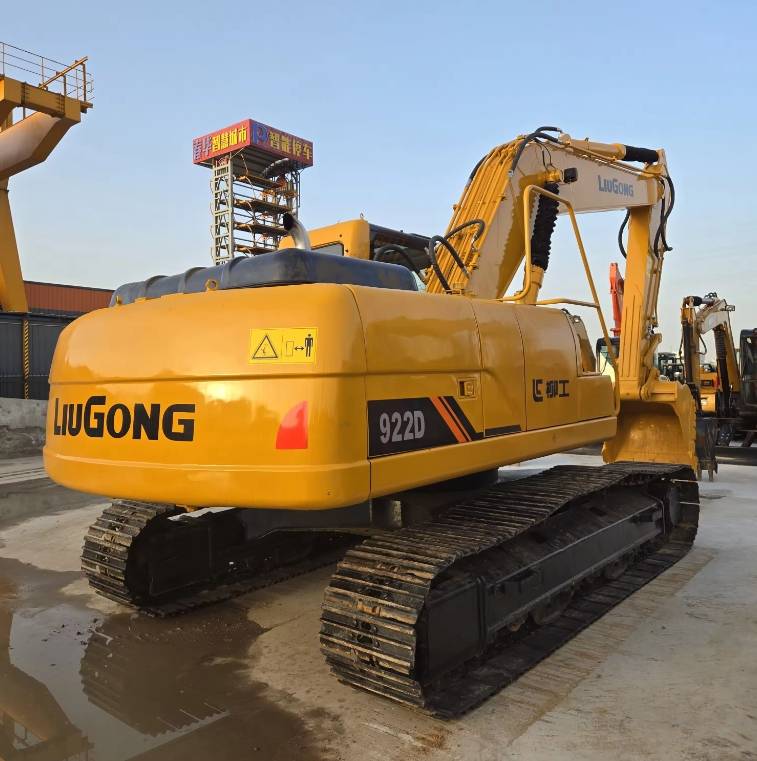 工程機(jī)械租賃報(bào)價大揭秘,哪個最具性價比?_價格_設(shè)備_起重機(jī)